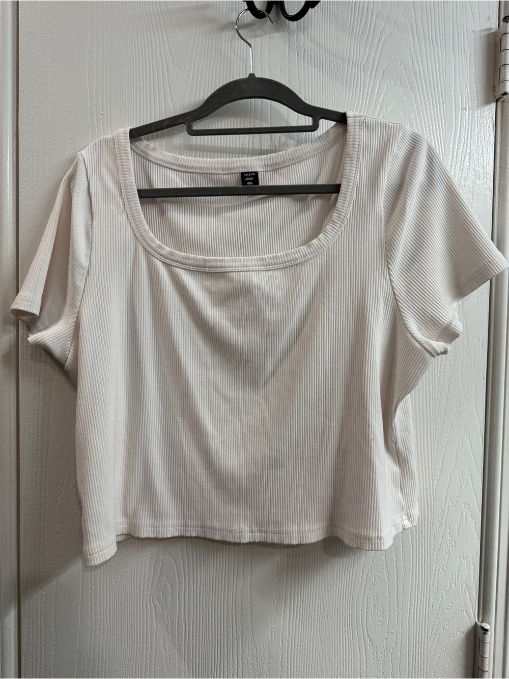 SHEIN Cream Ribbed Scoop Crop Top